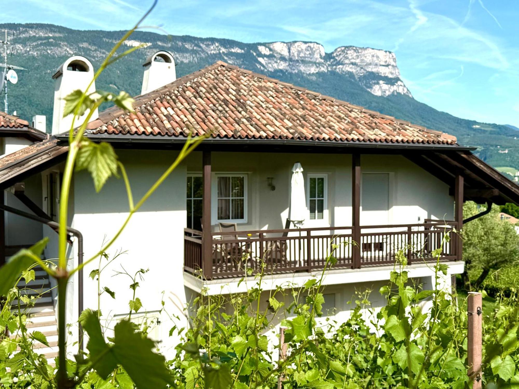 Weinhof Mumelter Appartement Eppan an der Weinstraße Buitenkant foto